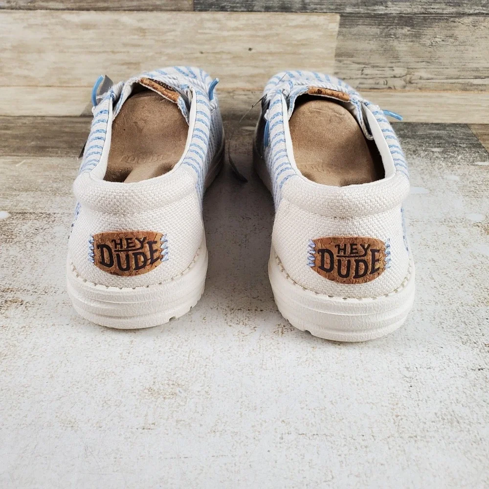 Hey Dude new without